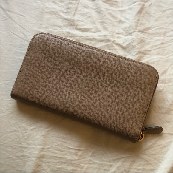 Prada Saffiano Ribbon Bow Zip Around Wallet - Picture 6 of 11